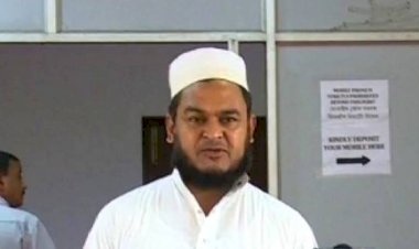 নিকৃষ্ট ৰাজনীতিৰে সাম্প্ৰদায়িক উচতনি দিয়া বিধায়ক আমিনুল ইছলামক গ্ৰেপ্তাৰ