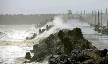 ছুপাৰ ছাইক্ল’ন আমফানত ১২জনৰ মৃত্যু, কেইবাটাও অঞ্চলত ব্যাহত বিদ্যুৎ–ইণ্টাৰনেট সেৱা,বঙাইগাঁৱত হাই এলাৰ্ট জাৰি