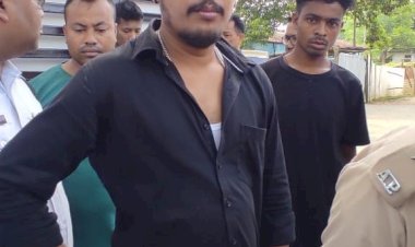 বোকাখাতত ড্ৰাগচসহ এজন যুৱকক আটক : উদ্ধাৰ কন্টেইনাৰ সহ ১৩ গ্ৰাম হেৰ'ইন  :