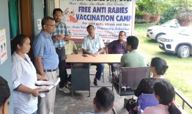 পশু পালন আৰু পশু চিকিৎসা বিভাগৰ উদ্যোগত বোকাখাতত বিশ্ব জলাতংক দিৱস উদযাপন  : শতাধিক কুকুৰক জলাতংক ৰোগৰ বিনামুলীয়া প্ৰতিষেধক প্ৰদান  :