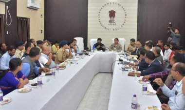 ৰাষ্ট্ৰপতিৰ কাজিৰঙা ভ্ৰমনৰ বাবে চলোৱা প্ৰস্তুতিৰ বুজ ল'বলৈ বোকাখাতত অসম চৰকাৰৰ তিনি মন্ত্ৰী  : উচ্চ স্তৰীয় বৈঠক  :