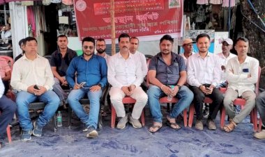 মনিপুৰত স্থায়ী শান্তিৰ বাবে এন বীৰেণ সিংৰ চৰকাৰ ভংগৰ দাবীত বোকাখততো এ জে ৱাই চিপি ৰ অৱস্থান ধৰ্মঘট  :