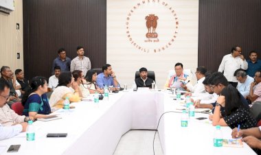 বোকাখাতত ৭ আগষ্টত অনুষ্ঠিত হ'ব ৰাষ্ট্ৰীয় হস্ততাঁত দিৱস : এই সম্পৰ্কতে মন্ত্ৰী অতুল বৰা আৰু মন্ত্ৰী ইউ জি ব্ৰহ্মৰ উপস্থিতিত প্ৰস্তুতি বৈঠক :