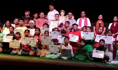 বোকাখাতৰ প্ৰয়াস নাট্য বিদ্যালয়ৰ কৰ্মশালাৰ সামৰণি : সৰু সৰু মনৰ খোজেৰে পৃথিৱী চাবলৈ যাওঁ  শীৰ্ষক নাটকৰ মঞ্চায়ন :