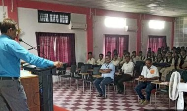 চন্দ্ৰ নাথ বেজবৰুৱা মহাবিদ্যালয়ত গণিত বিভাগৰ বিশেষ পাঠ্যক্ৰমৰ আৰম্ভণি : প্ৰতিযোগিতামূলক পৰীক্ষাৰ বাবে উপযোগীকৈ কৰা হৈছে বিশেষ পাঠদান  :