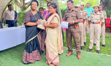 কাজিৰঙাত বন ছহীদ দিৱস উদযাপন :  বন ছহীদ পৰিয়াললৈ সম্বৰ্ধনা  :