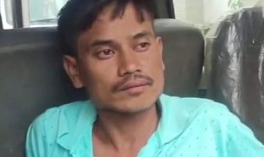 বোকাখাতৰ লতাবাৰীত শিক্ষক গুলীয়াই মটৰচাইকেল কাঢ়ি নিয়াৰ ঘটনাৰ নতুন মূৰ : এজনক কৰায়ত্ব : আৰক্ষীৰ গুলীত আহত অভিযুক্ত  :