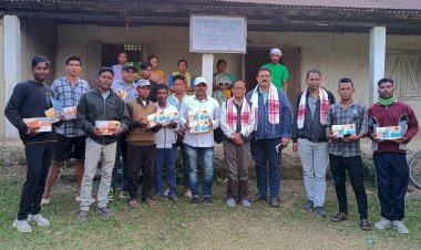 কাজিৰঙাৰ কাষৰীয় কৃষি প্ৰধান অঞ্চলৰ গাওঁৰক্ষী বাহিনীৰ মাজত প্ৰকৃতি সংগঠন আৰণ্যকৰ চাৰ্জ লাইট বিতৰণ  : বন বিভাগৰ উদ্যোগত বাণীবদ্ধ ঘোষণাৰ বহুল প্ৰচাৰৰ ব্যৱস্থা  :