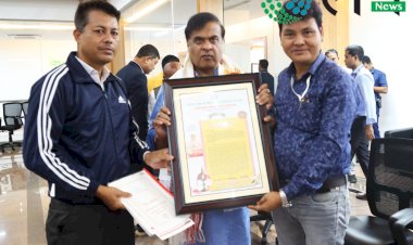 মফচলীয় সাংবাদিকৰ বিভিন্ন সমস্যাৰ সন্দৰ্ভত মুখ্যমন্ত্ৰী ড॰ হিমন্ত বিশ্ব শৰ্মাক আপ্‌কুৰ স্মাৰক পত্ৰ প্ৰদান  : সাংবাদিকৰ জীৱন বীমা আঁচনি ৰূপায়নত মুখ্যমন্ত্ৰীৰ সঁহাৰি  :