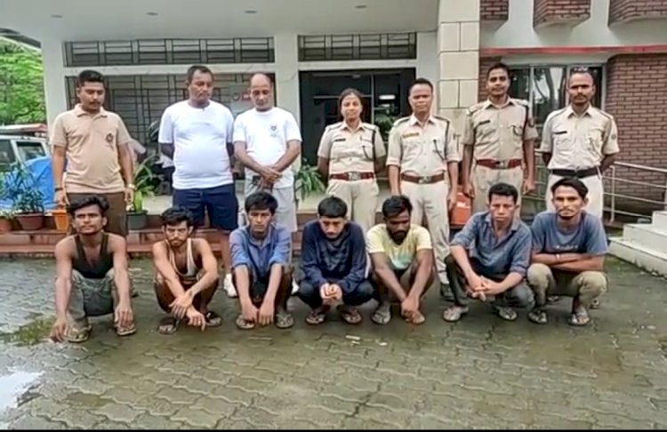 বোকাখাতৰ নুমলীগড়ত ড্ৰাগছ সহ সাতজনক আটক : আন্ত:ৰাষ্ট্ৰীয় ড্ৰাগছ বিৰোধী দিৱৰ দিনাই বোকাখাত আৰক্ষীৰ সাফল্য :