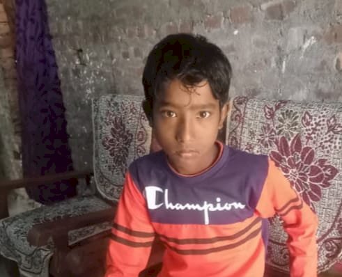 বোকাখাত মহকুমাৰ কুৰুৱাবাহীত শোকাবহ ঘটনা : গছৰ পাত কাটোতে পানীত পৰি সলিল সমাধি এটি শিশুৰ :