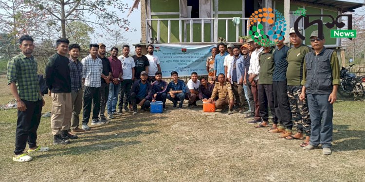 কাজিৰঙা ৰাষ্ট্ৰীয় উদ্যানৰ উদ্যোগত ব্ৰহ্মপুত্ৰৰ চাপৰিৰ পশুধনক প্ৰতিষেধক প্ৰদান অভিযানৰ সামৰণী :